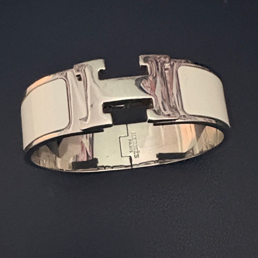 Hermès White and Silver H Bracelet